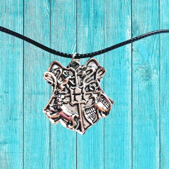 Harry Potter Necklace - Picture 2 of 5